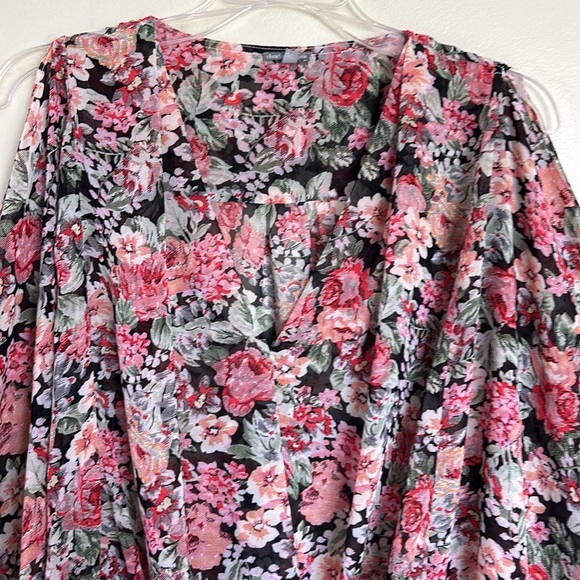 Charlotte Russe size XL Floral Long Sleeve Blouse - Picture 2 of 6